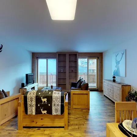 Exquisite With Balcony Apartman *