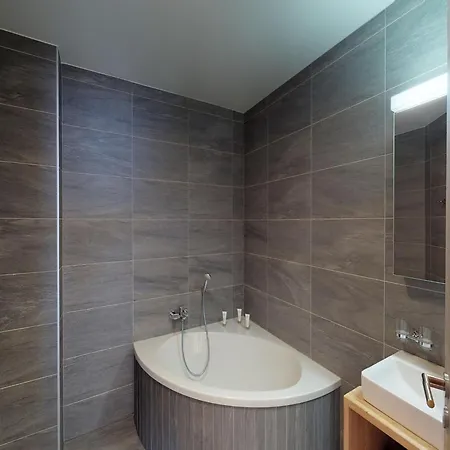Exquisite With Balcony Apartman Veysonnaz